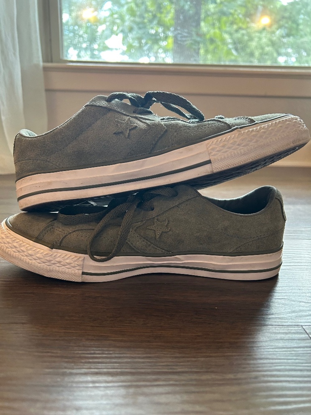 Converse One Star Olive Suede Low Top Sneakers Women's Size 8